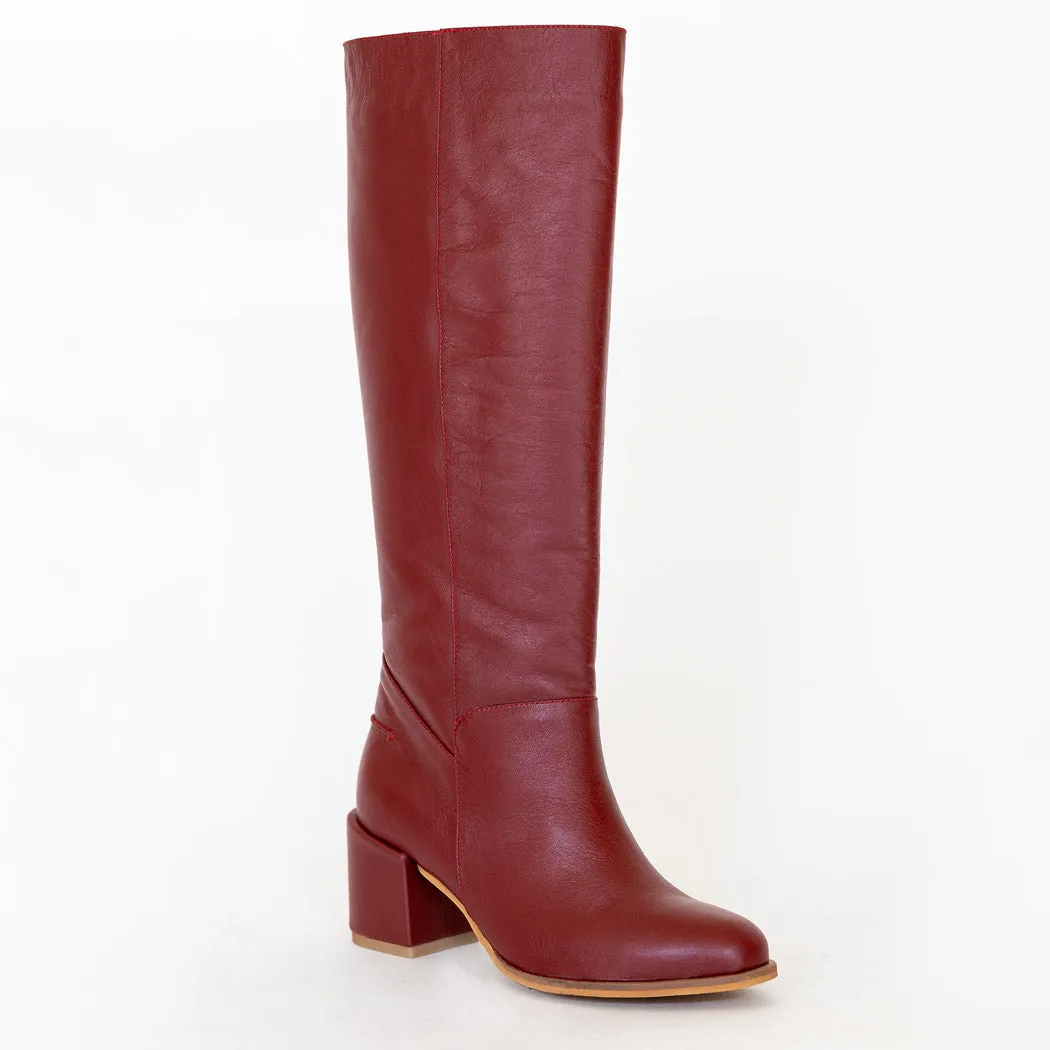 Cleo knee-high block heel boots in red leather women's shoe