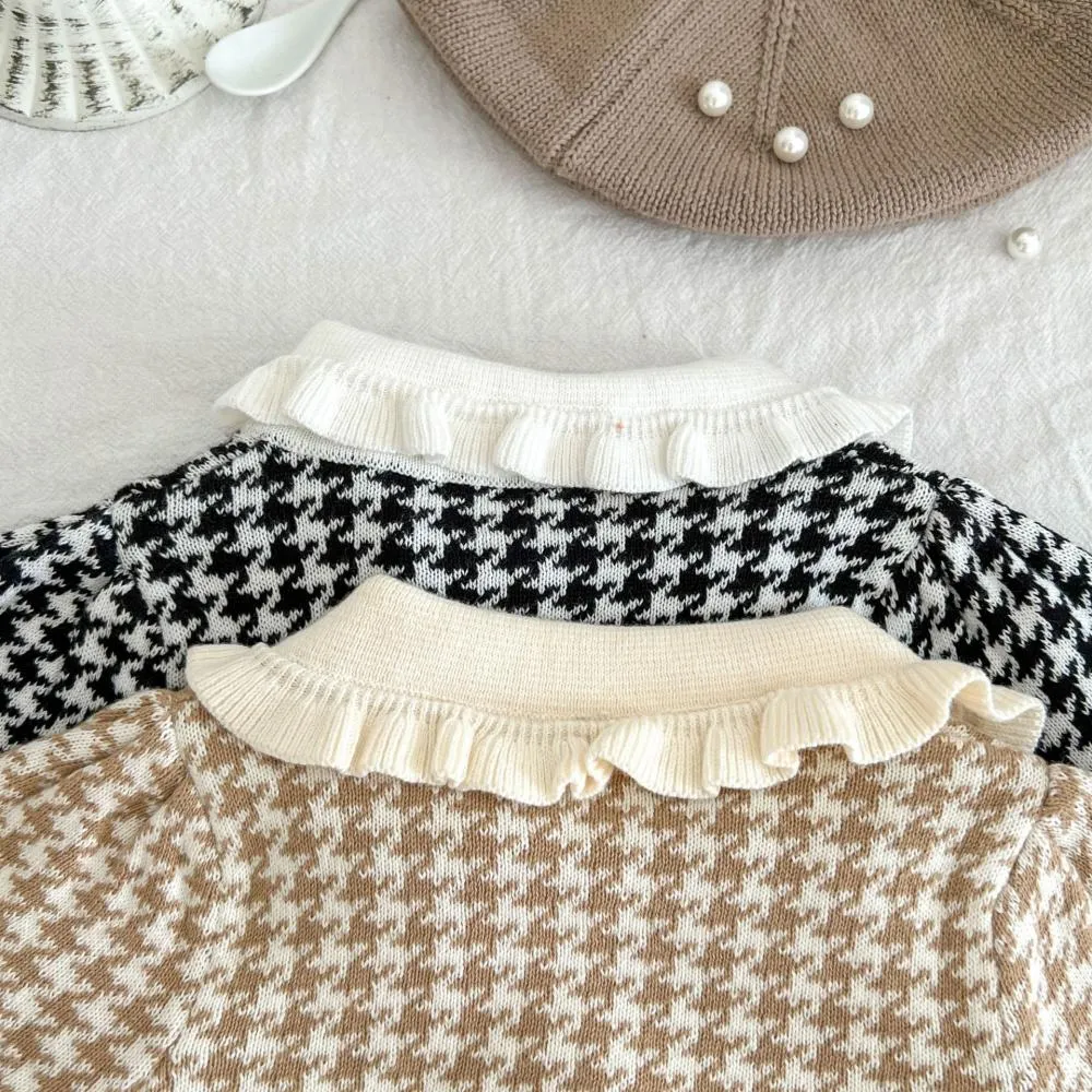 Spring and Autumn Western-style Girls Sweater Set Cardigan Top   Knitted Shorts Wholesale Girls Clothes