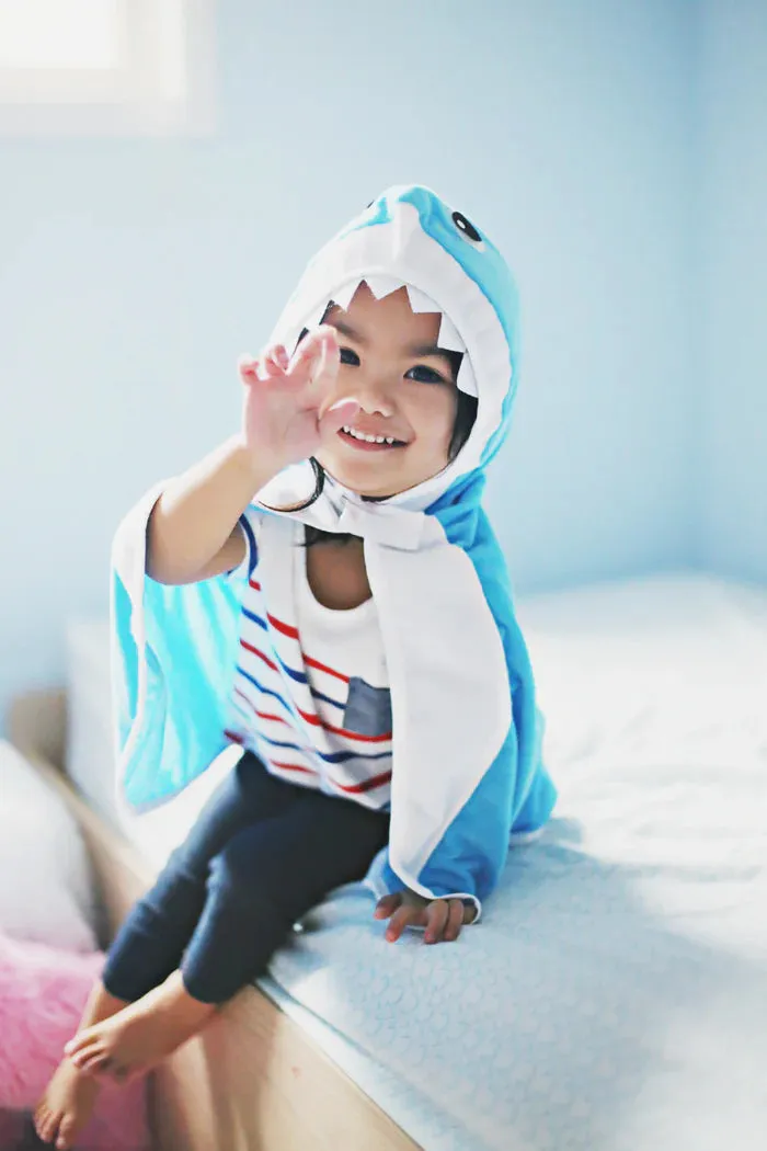 Toddler Shark Cape 52982