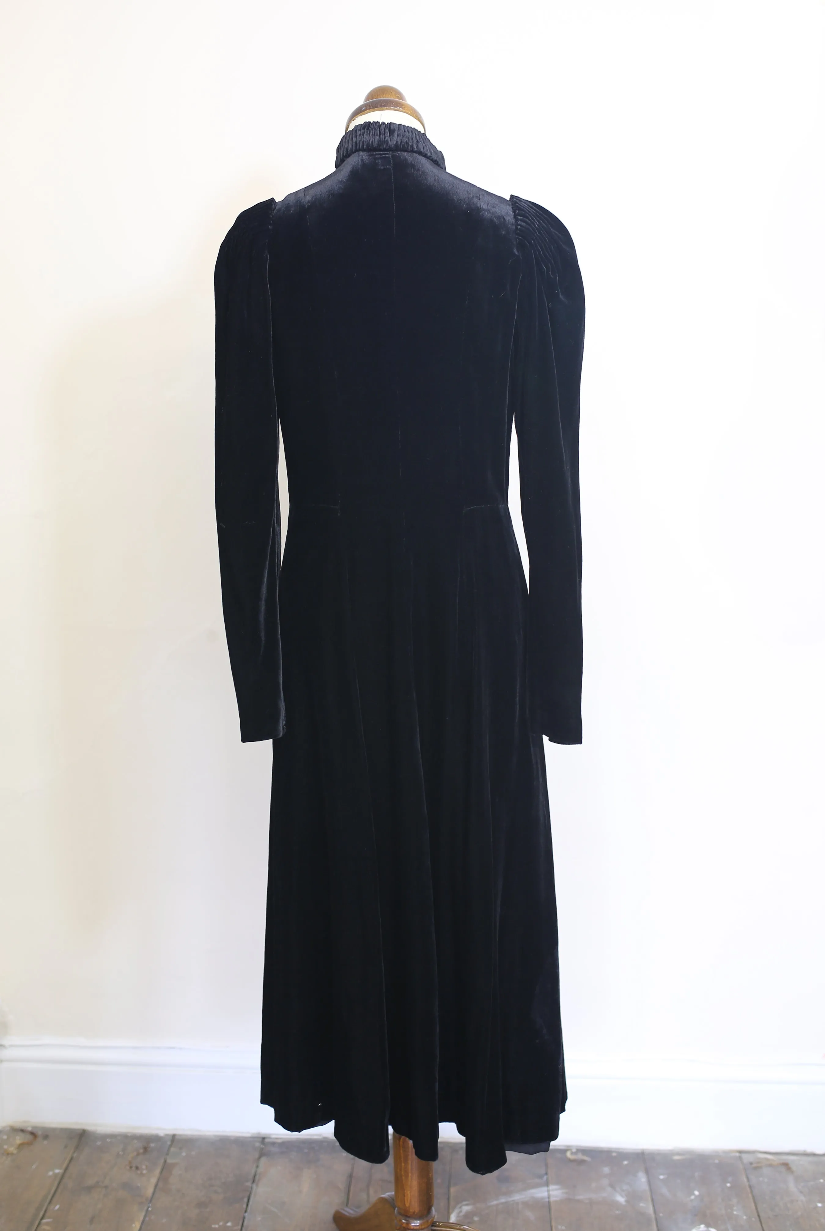 Vintage 1930s Silk Velvet Dress Coat