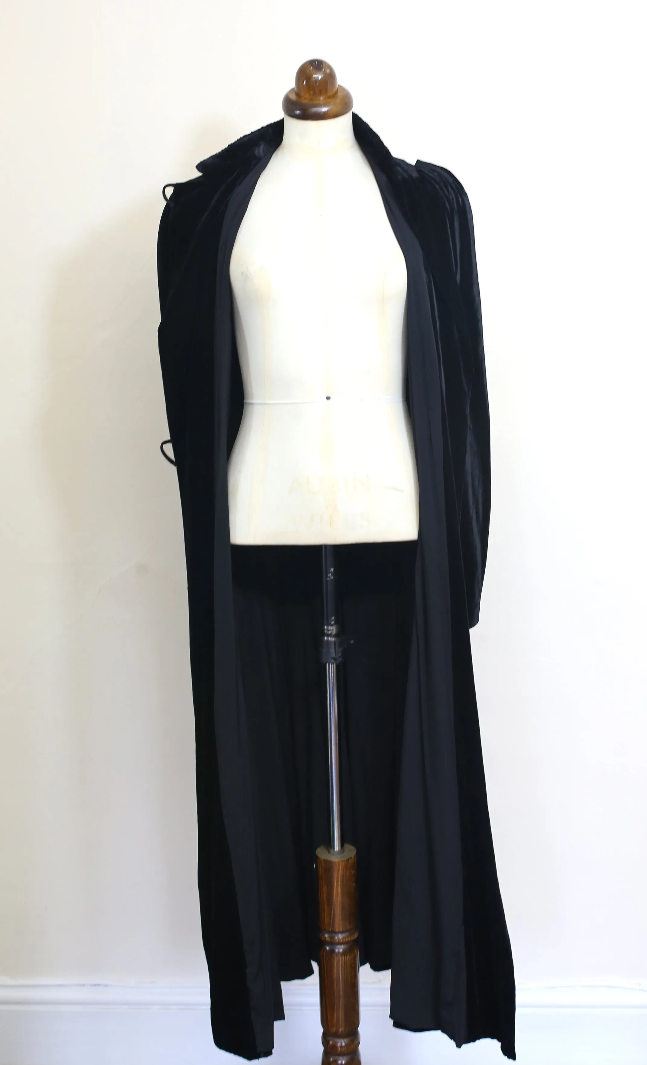 Vintage 1930s Silk Velvet Dress Coat