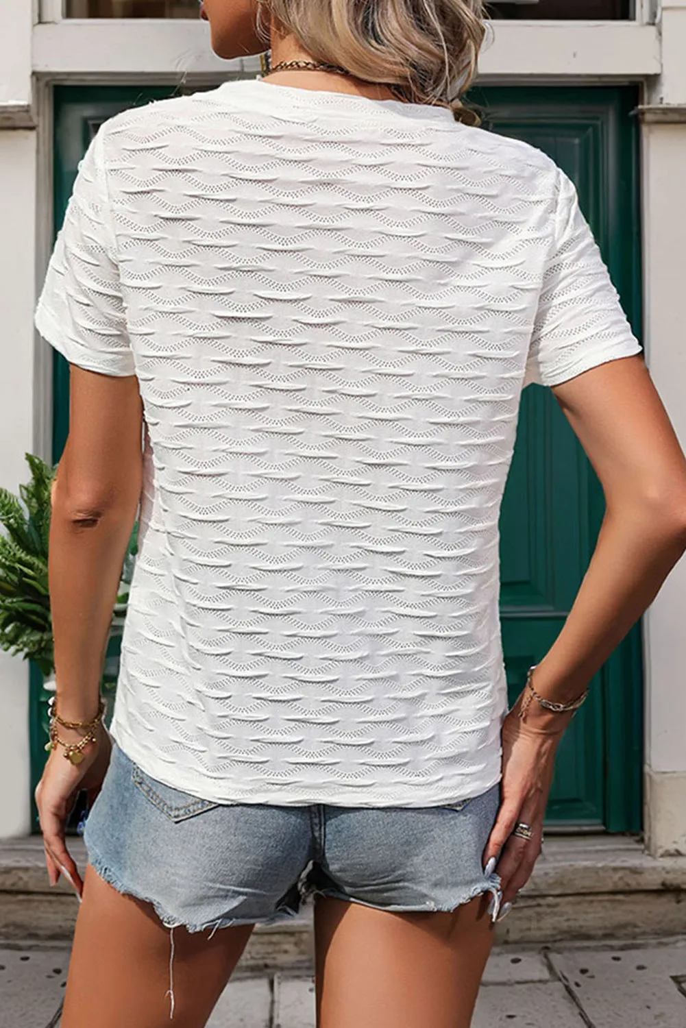 White Textured Plain Crewneck T-Shirt: Simple, Effortlessly Cool, and Ready to Make You Feel Like a Total Boss