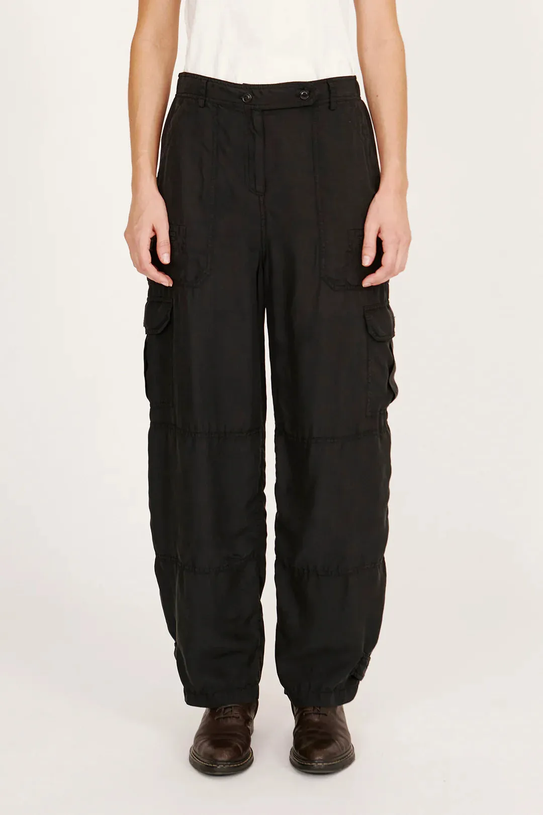 Wilshire Pants in Black